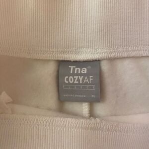 NEVER WORN Aritiza TNA Cozy AF sweatpants